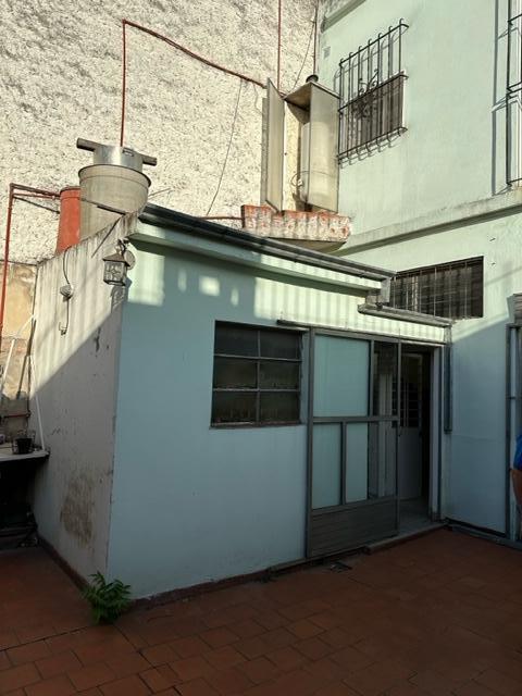 PH, Yerbal 1700 en Dos Plantas Patio - Jardín 1