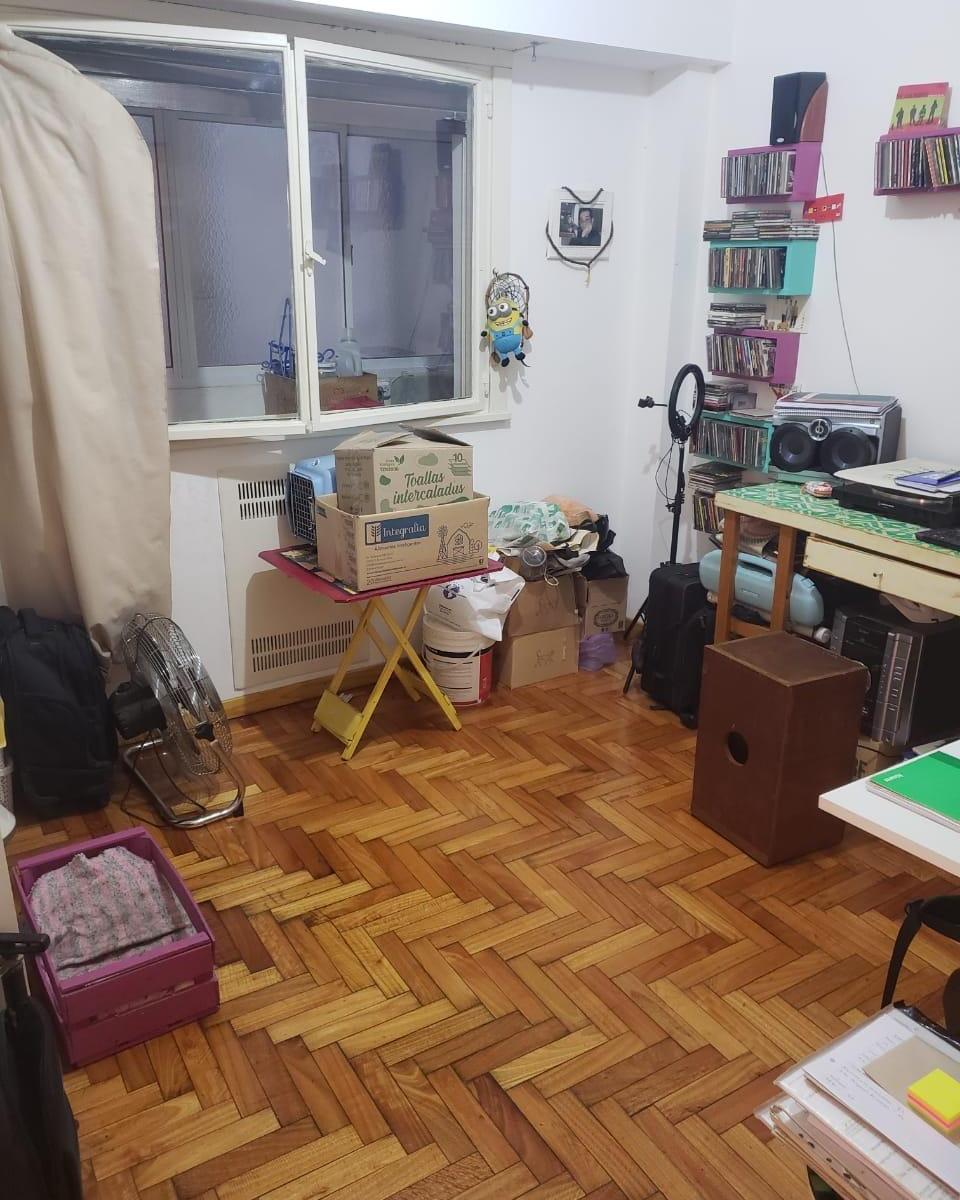 3 Ambientes Al Frente con Balcón, Cocina Amplia 2