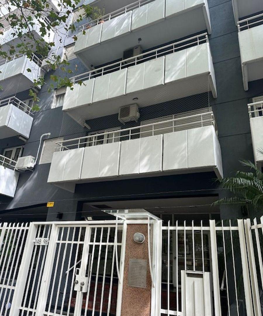 Foto de 1 ambiente amplio al frente con balcón, cocina y baño completo, imagen 2
