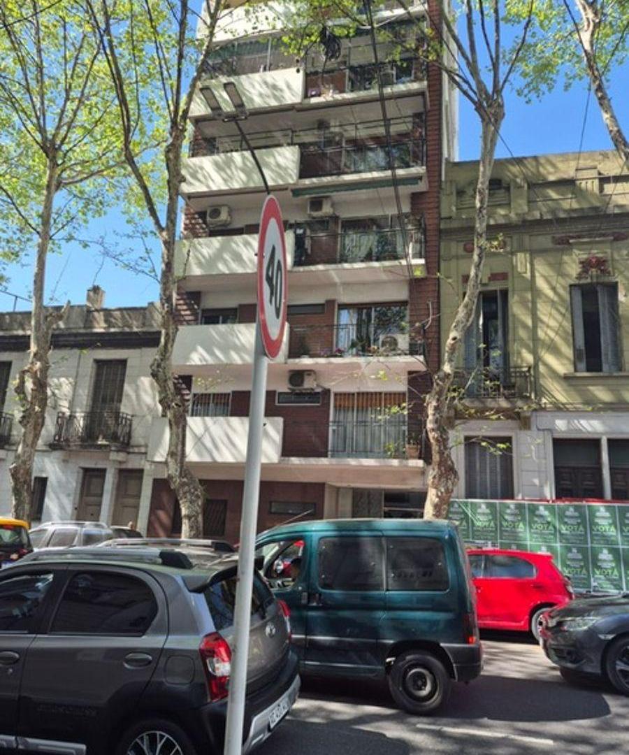 Foto de Sin gastos de expensas, Caballito próximo Club FCO y estación Caballito, imagen 1