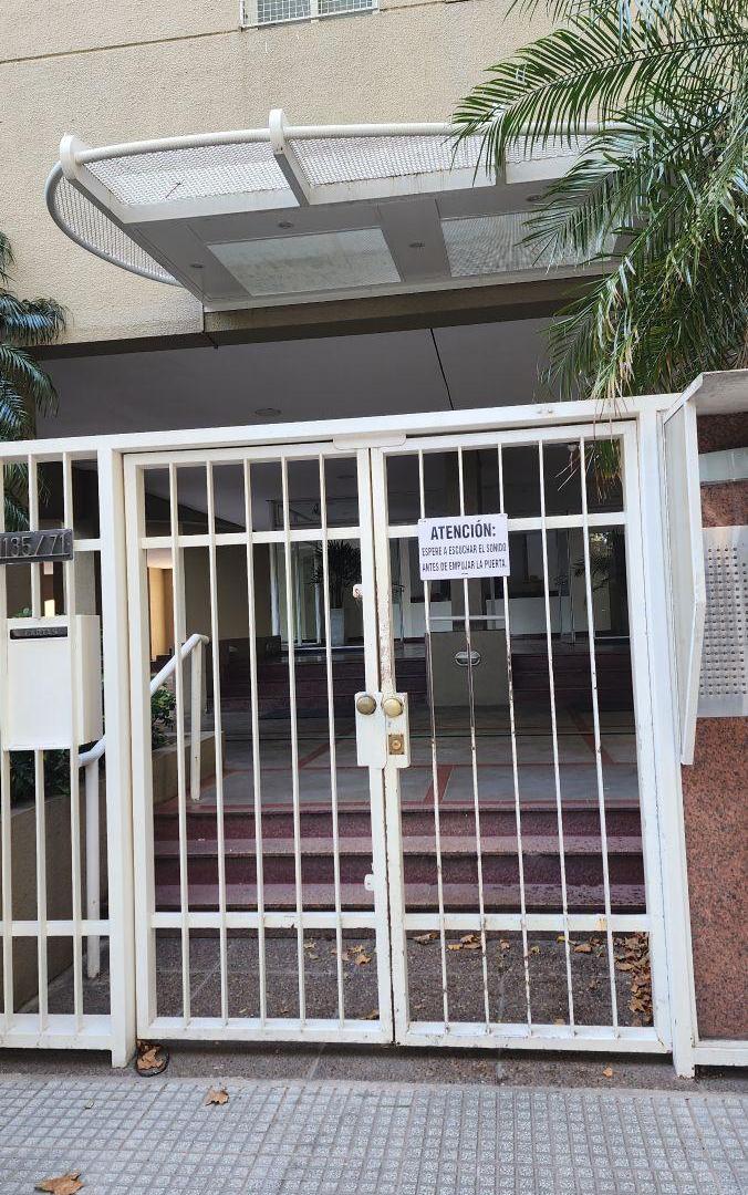 Foto de Departamento Alquiler 3 ambientes al frente balcón con cochera cubierta, imagen 2