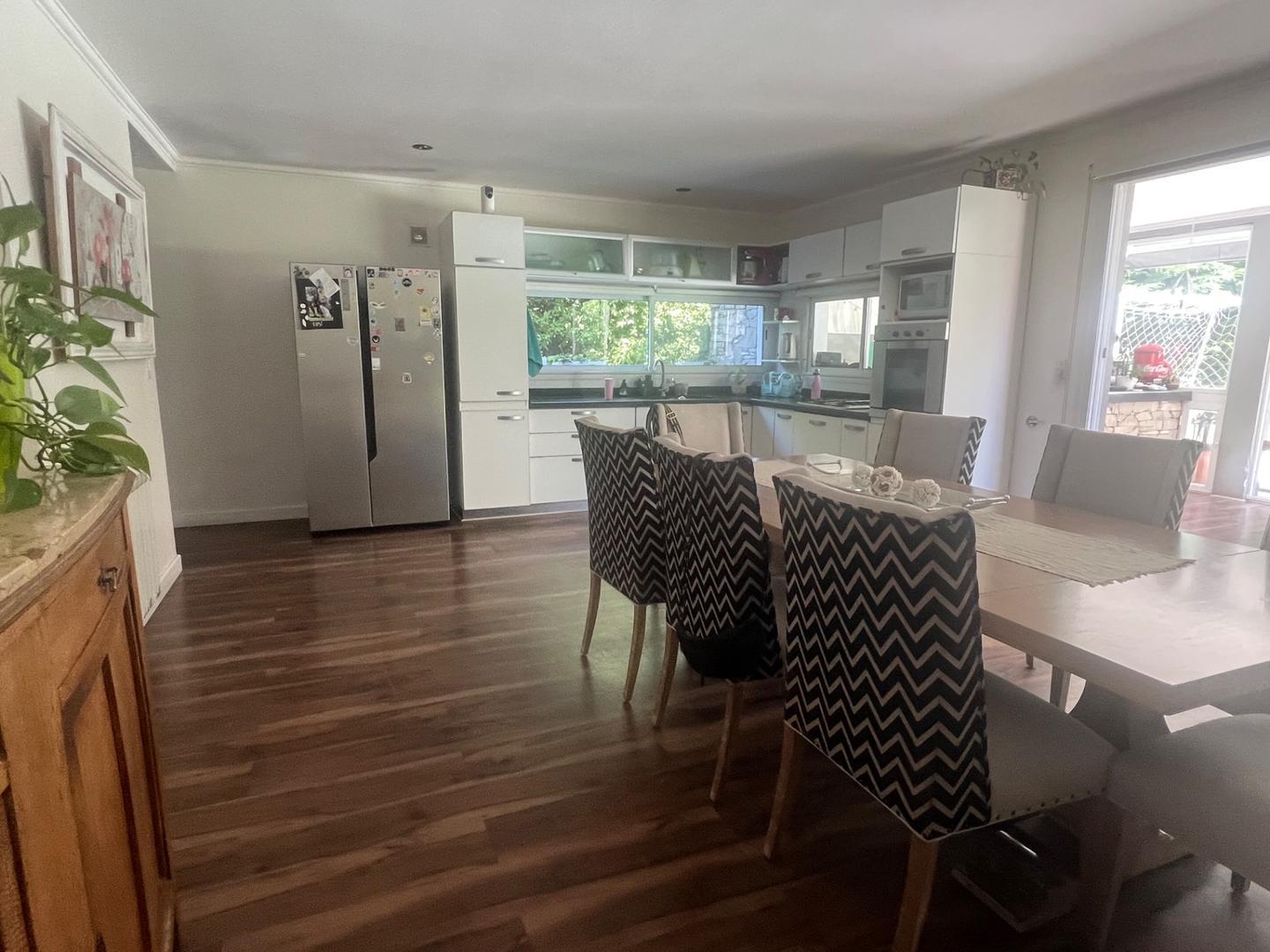 Foto de Casa con parque y piscina climatizada - Rumenco b. privado, imagen 3