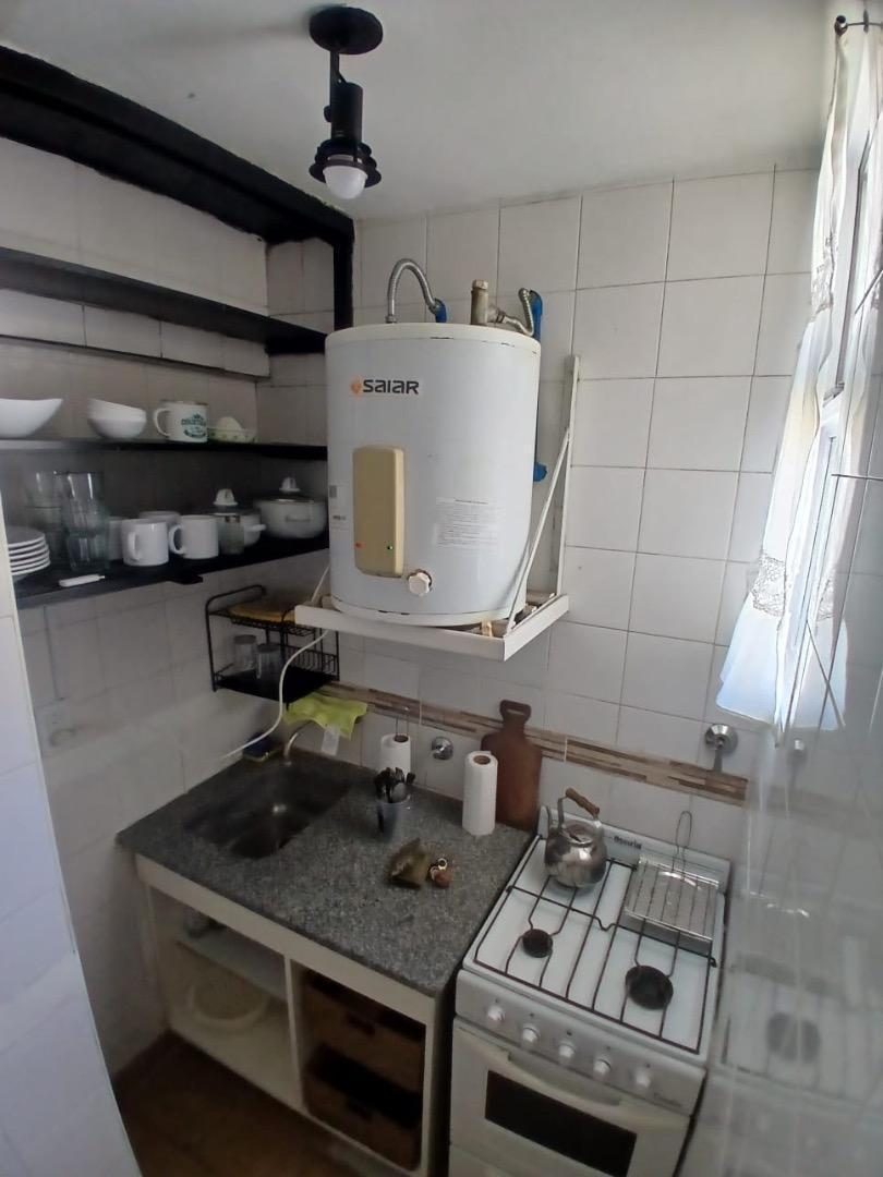 Foto de Departamento de 1 ambiente divisible c/frente-Plaza Mitre, imagen 2