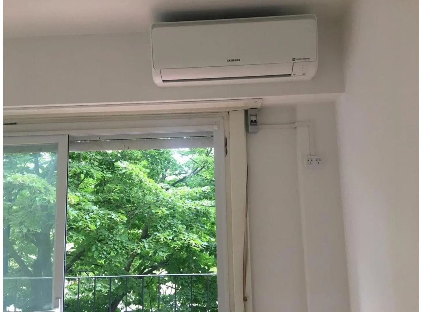 Departamento 2 Amb. con balcón y vista a PL. MITRE 3