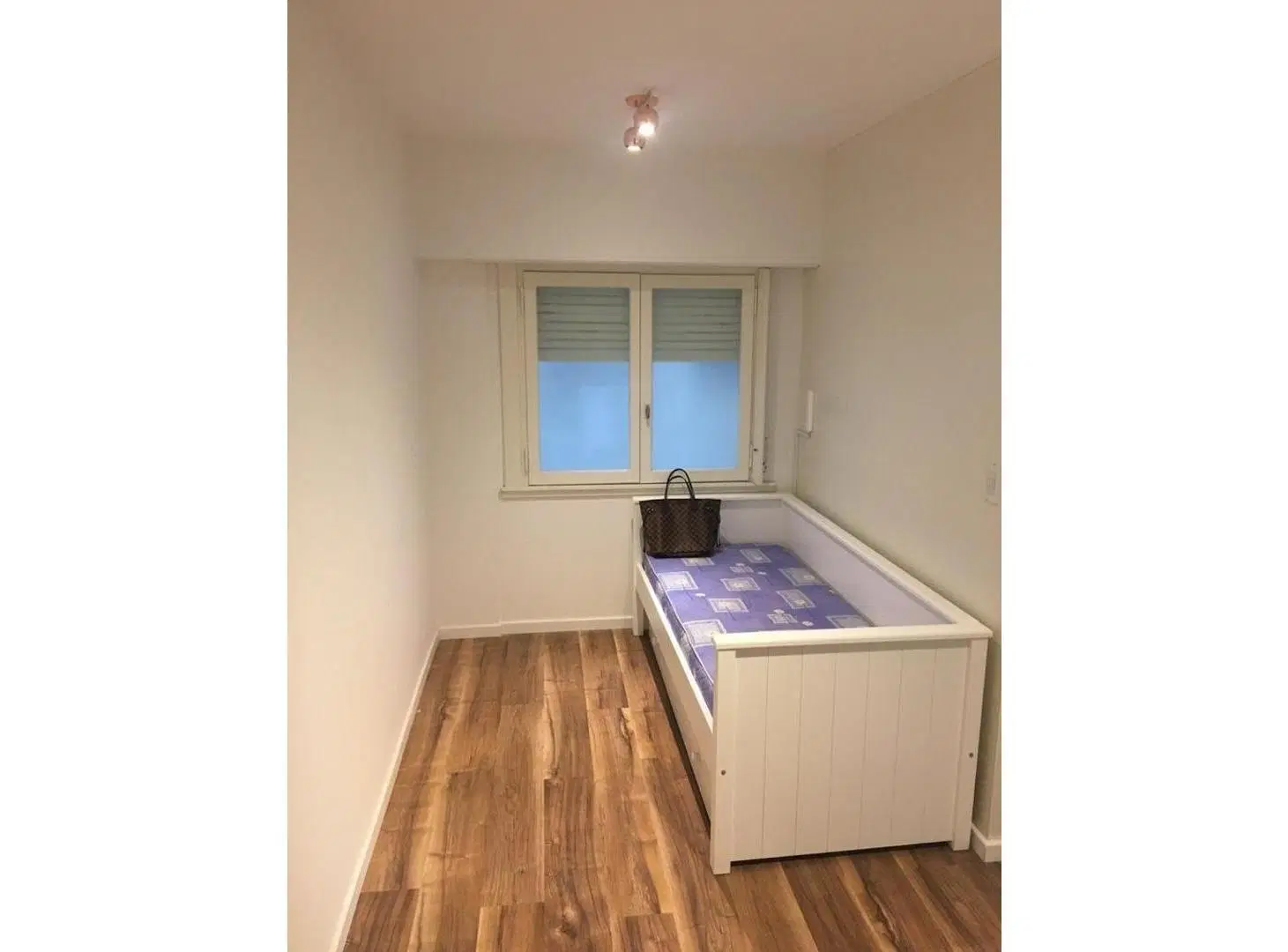 Departamento 2 Amb. con balcón y vista a PL. MITRE 1