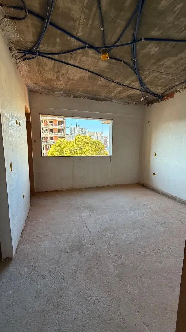 Departamento de 4 ambientes playa grande 3