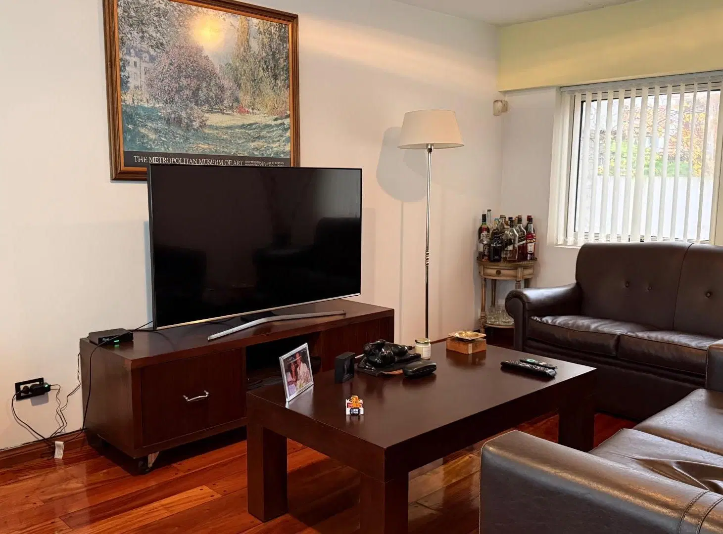 Chalet 5 Amb. con gran parque y gge quincho - mod. diseño - 2