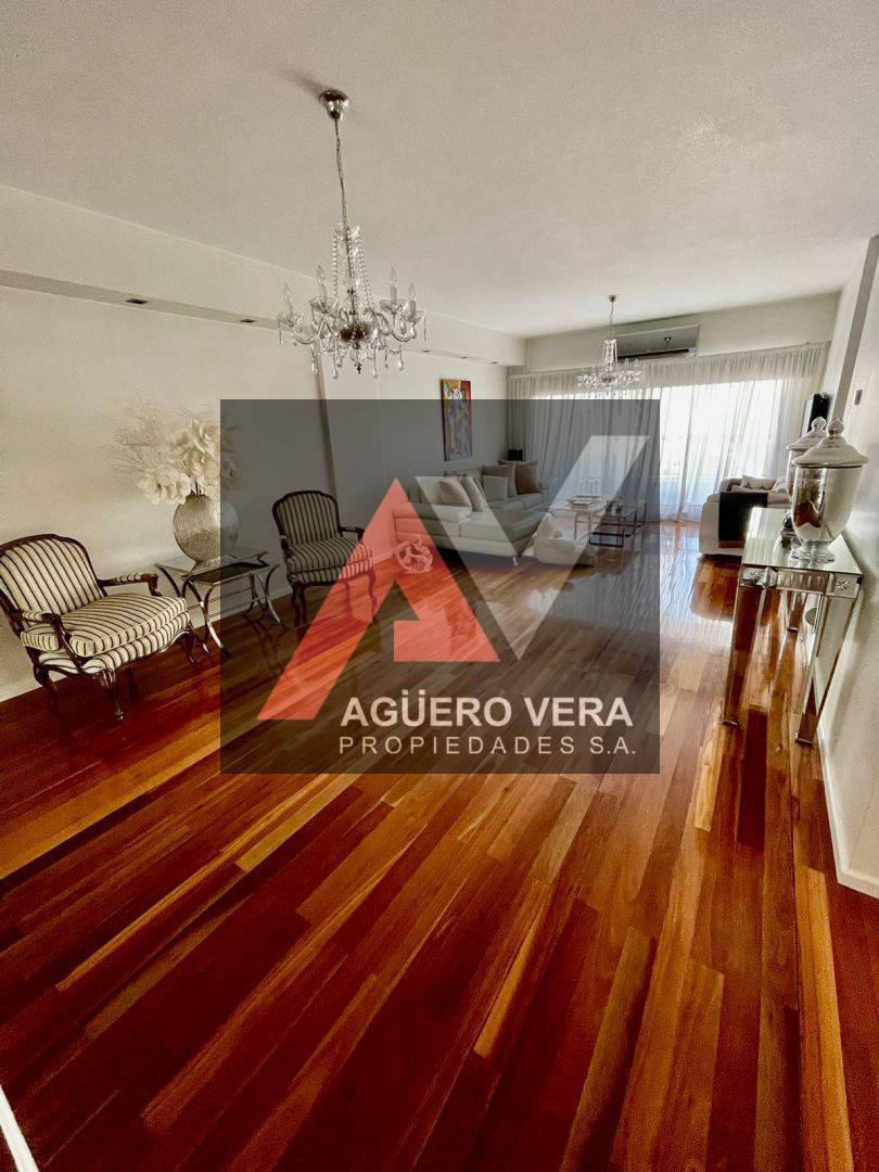 Venta de Departamento 5 Ambientes en Flores 1