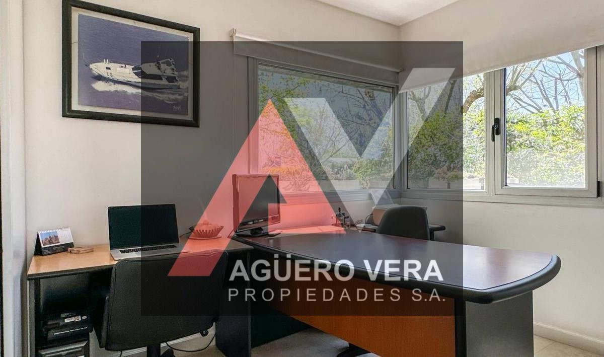 Venta de Casa 8 AMBIENTES en Barrio Santa María, Tigre