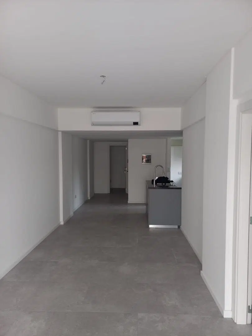 VENTA de departamento de 3 ambientes a estrenar 4