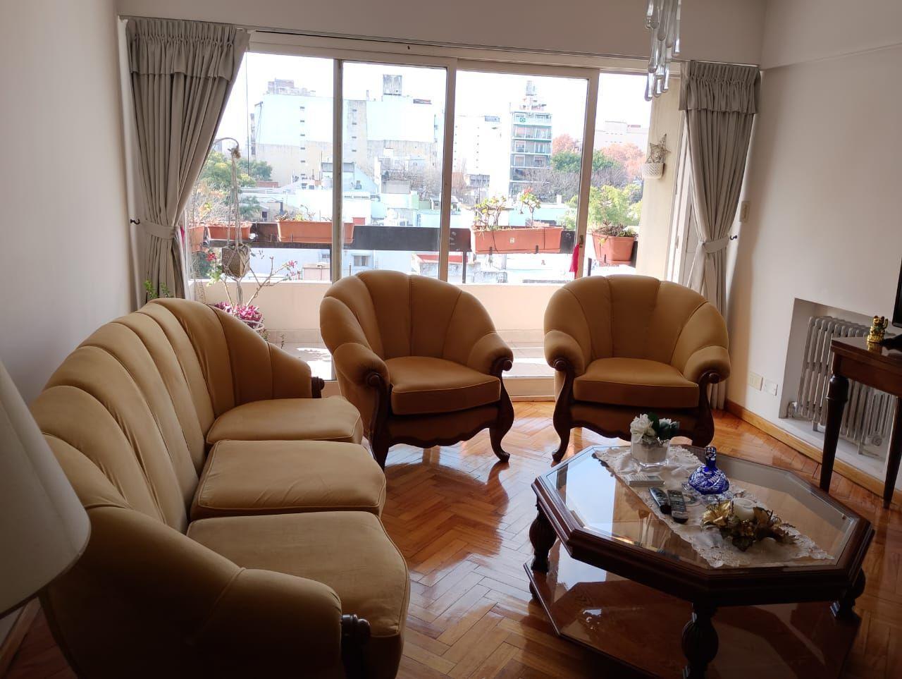 Almagro Piso de 4 ambientes con dependencia