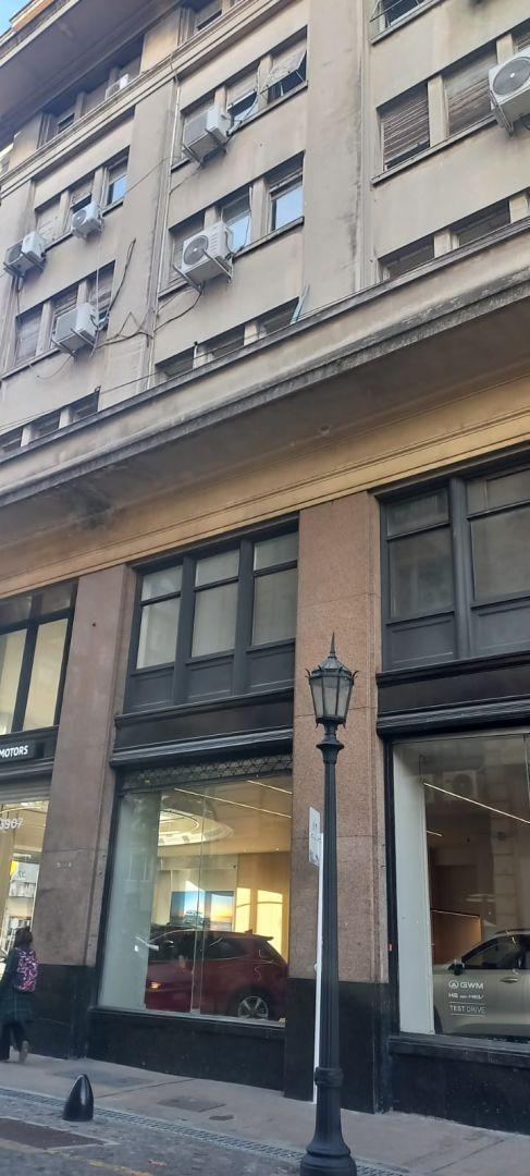 Foto de VENTA DE OFICINA 5 AMBIENTES, imagen 3