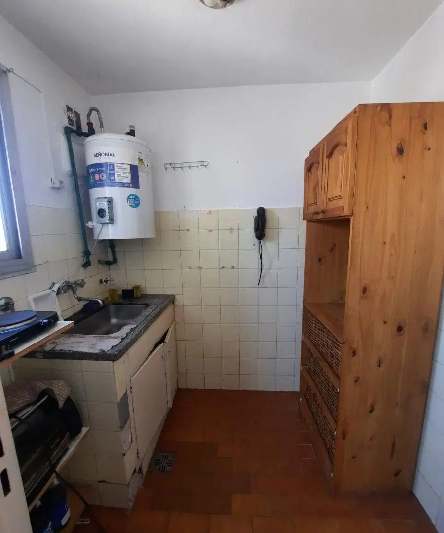 Moreno y Alsina, 8º piso contrafrente, vista abierta, ws 116520-5453 5