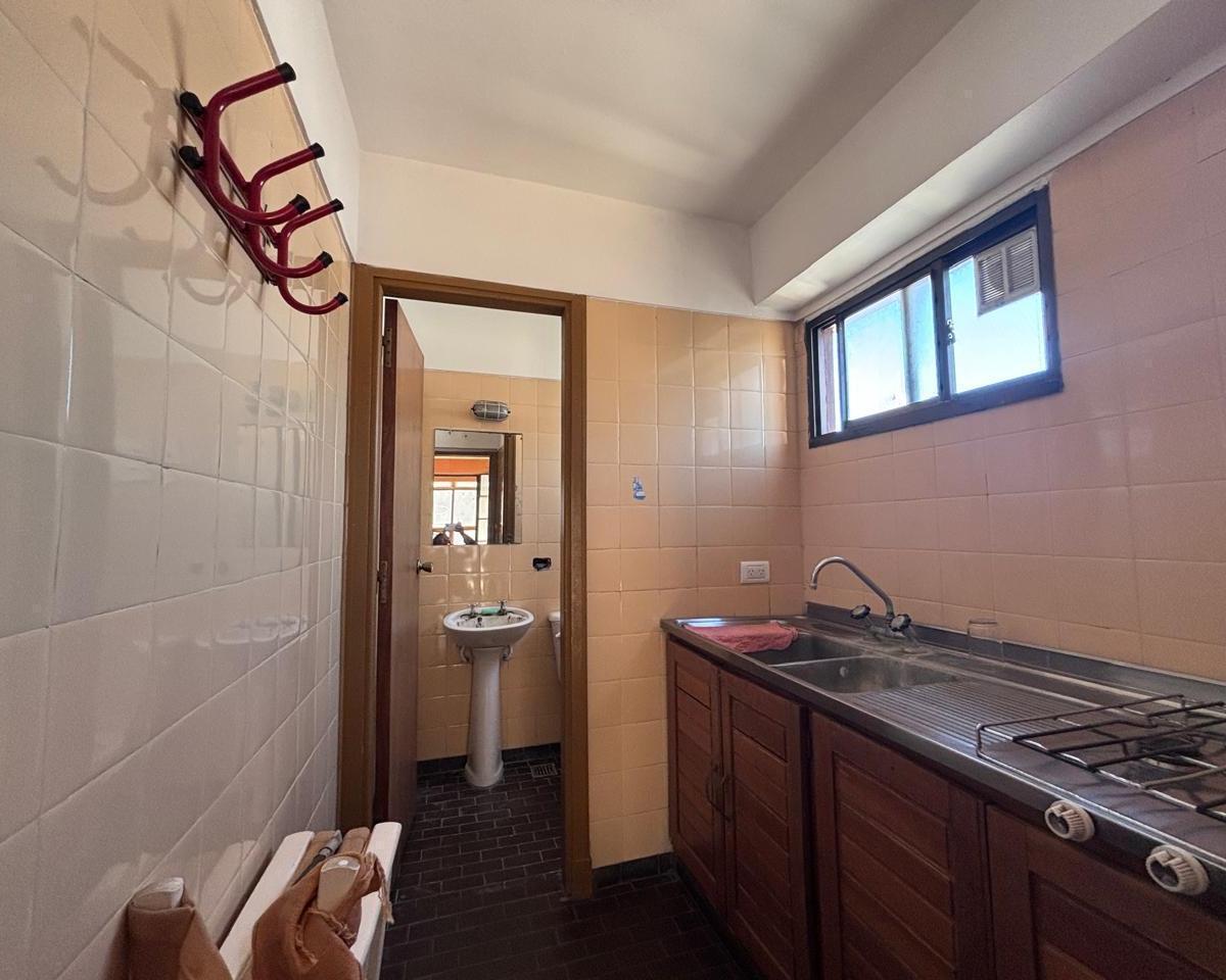Foto de Oficina en en venta en Av. Luro y Catamarca, imagen 2
