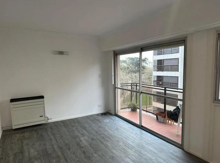 Departamento 3 ambientes en alquiler en Plaza Mitre 1