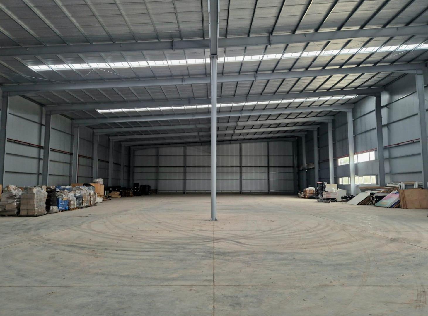 Foto de Excelente nave en Parque Industrial, imagen 5