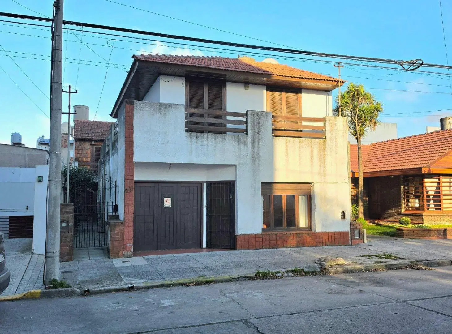 Casa en PH de 4 ambientes con patio y garaje en Chauvin 3