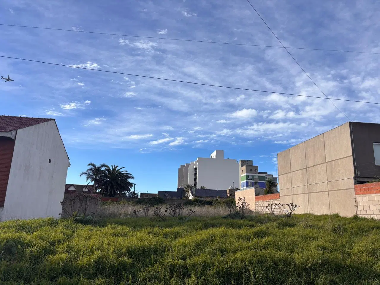 Excelente lote en venta 50 metros de la costa 5