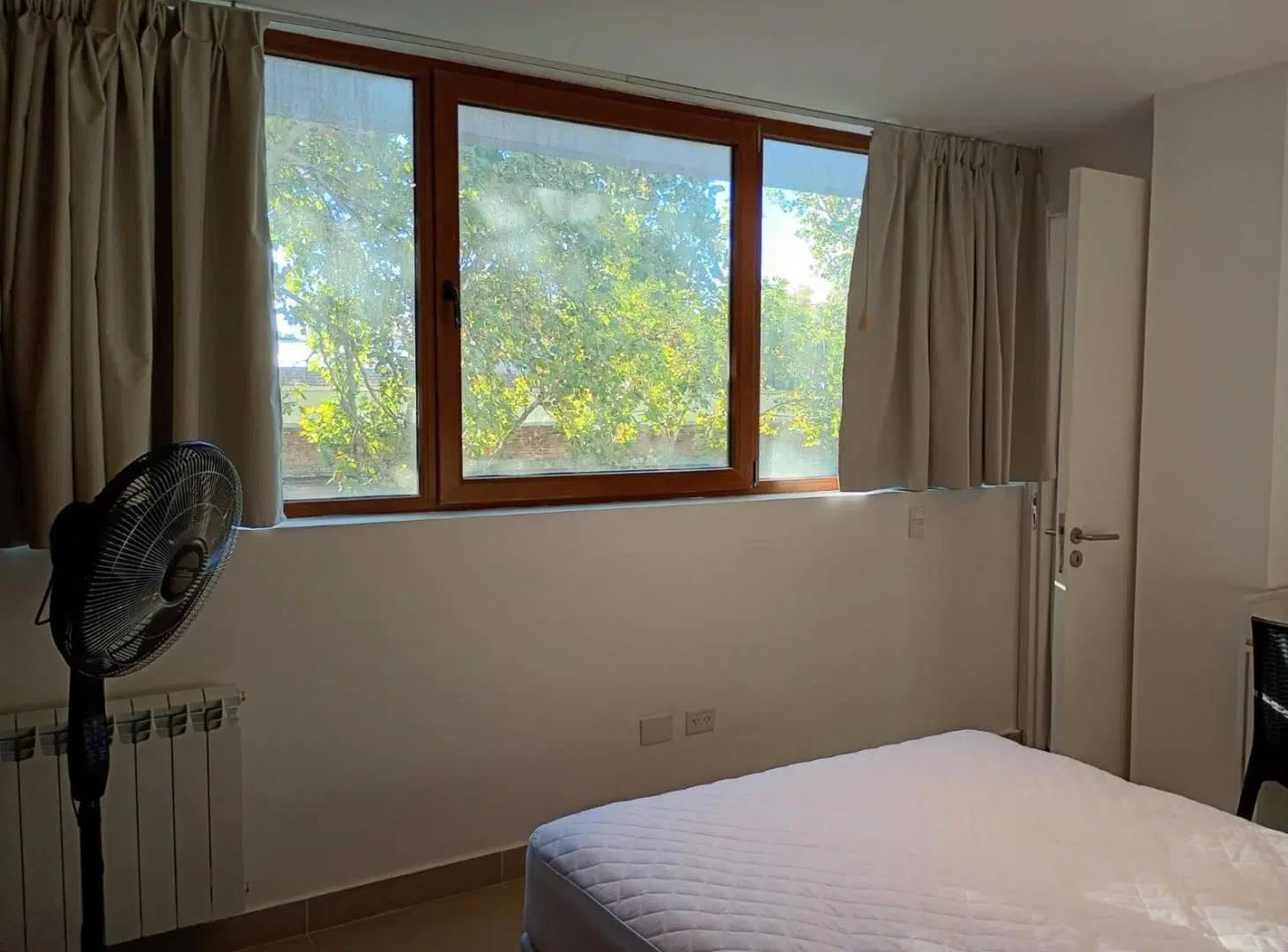 Departamento 2 ambientes en alquiler en Plaza Mitre 5