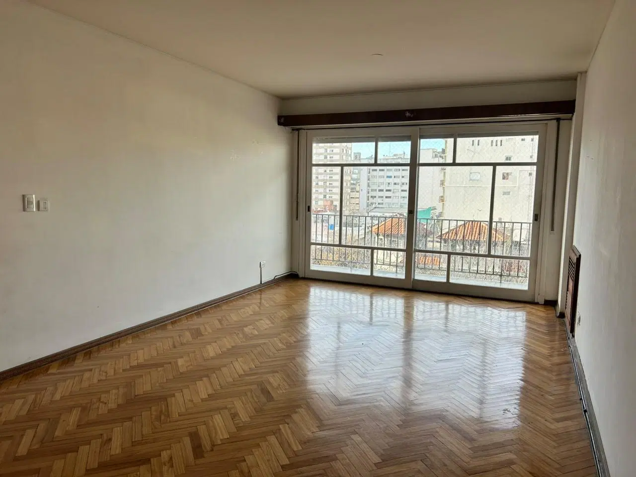 Departamento en venta 4 ambientes en el Centro 3