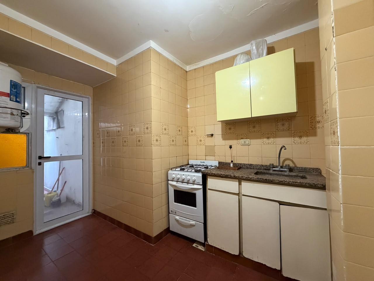 Foto de Departamento en alquiler en Plaza Mitre, imagen 1