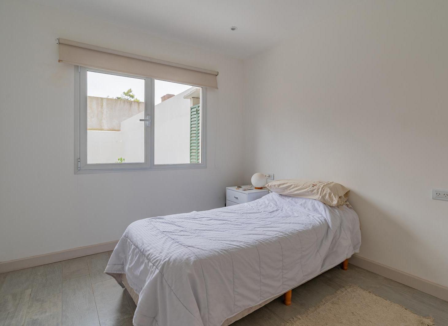 Foto de Casa en venta de 3 ambientes reciclada en Barrio Los Pinares, imagen 4