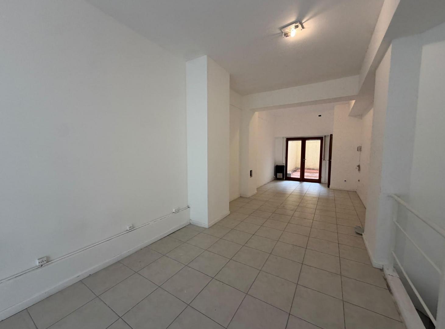 Foto de Local en Venta en zona Paseo Aldrey, imagen 3