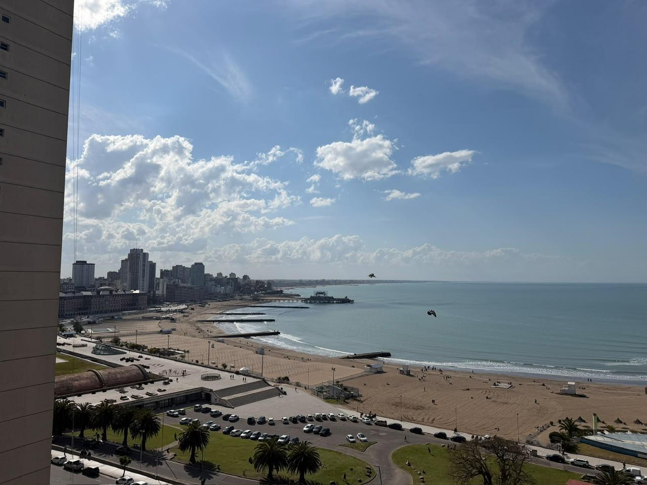 Foto de Departamento de un ambiente frente al Torreon a metros del mar, imagen 1