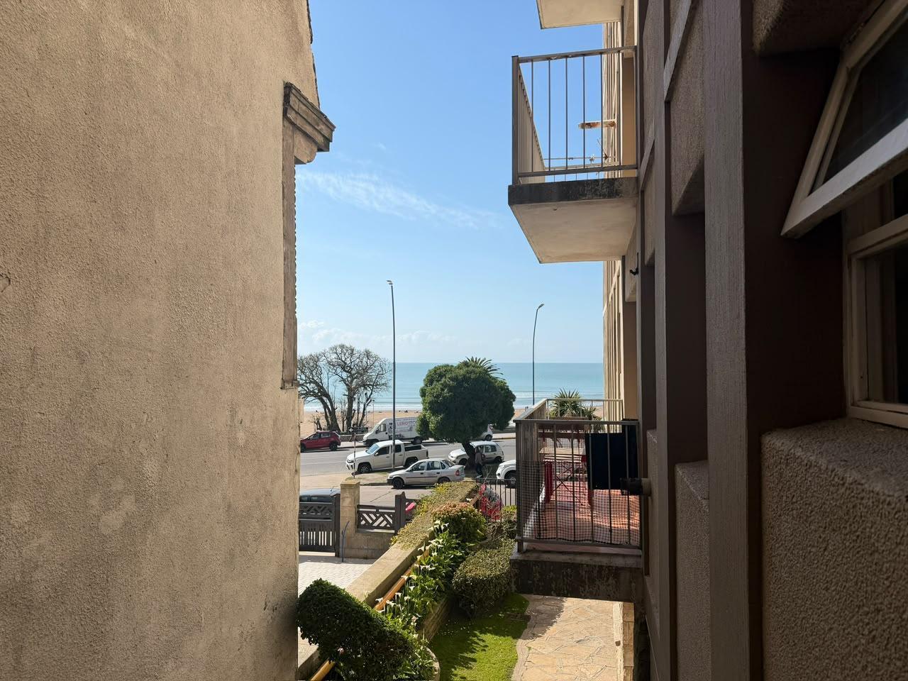 Foto de Departamento de un ambiente frente al Torreon a metros del mar, imagen 3