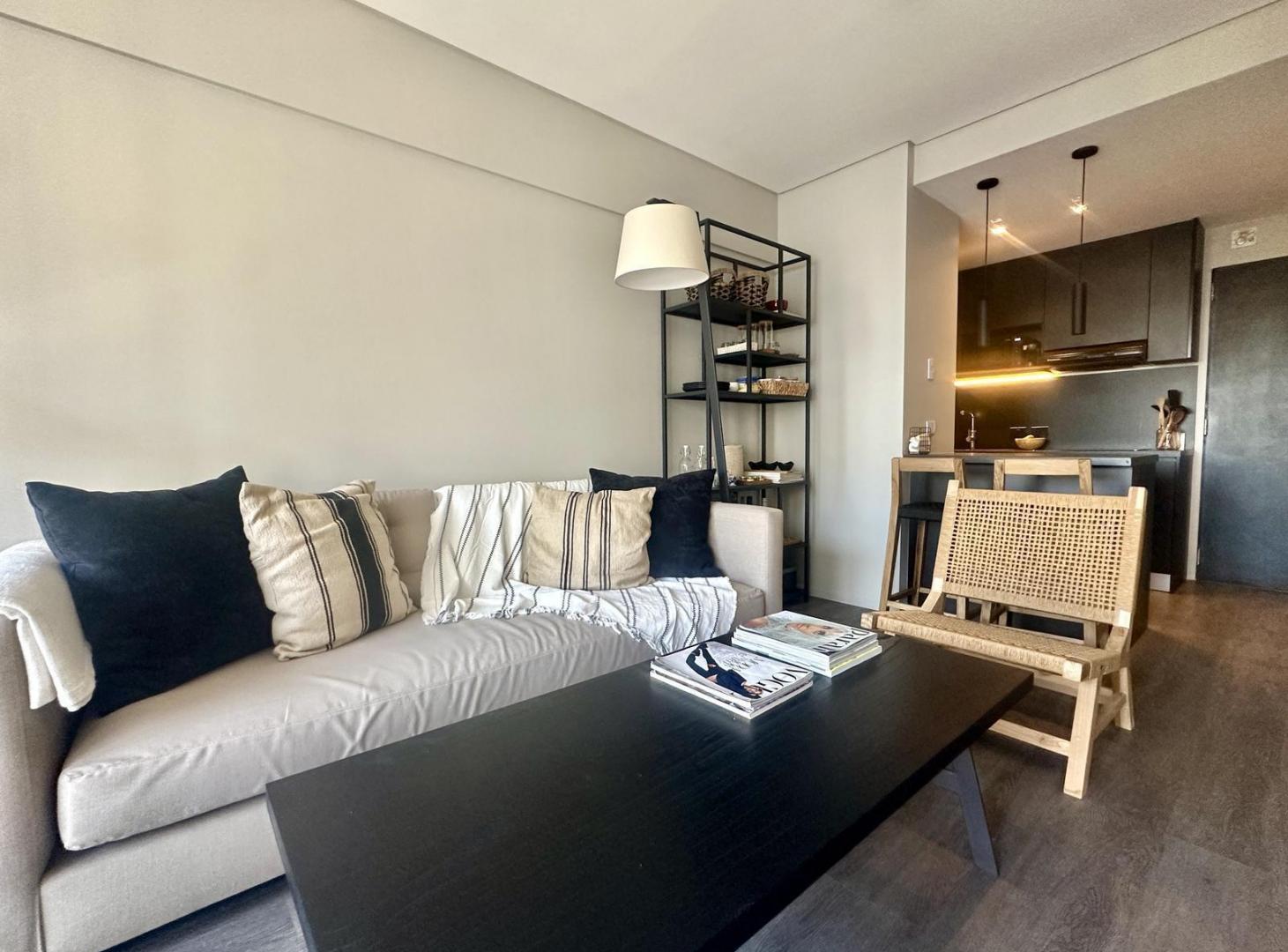 QUO ZAPATA FULL AMENITIES