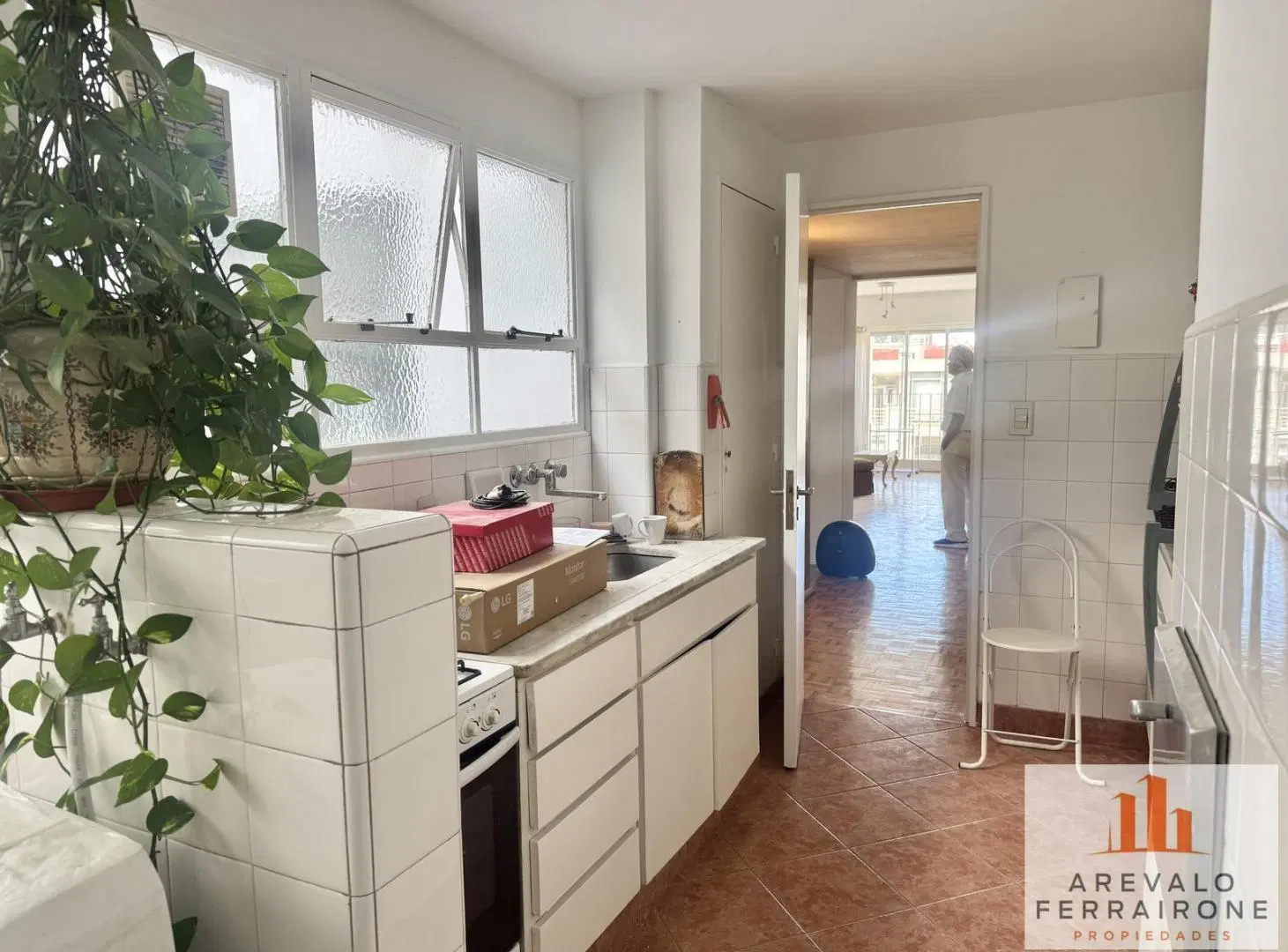 Venta Departamento 4 Ambientes Cochera Baulera y Seguridad 24 hs Palermo 5