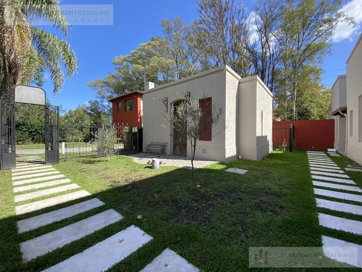 OPORTUNIDAD - PB CON JARDIN Y PARRILLA - 4