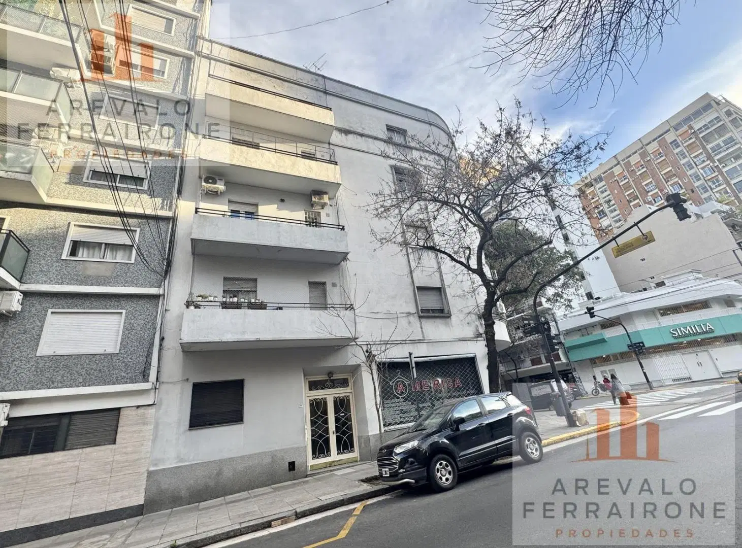 Semipiso de 3 Ambientes con Balcón al frente Barrio Norte 2