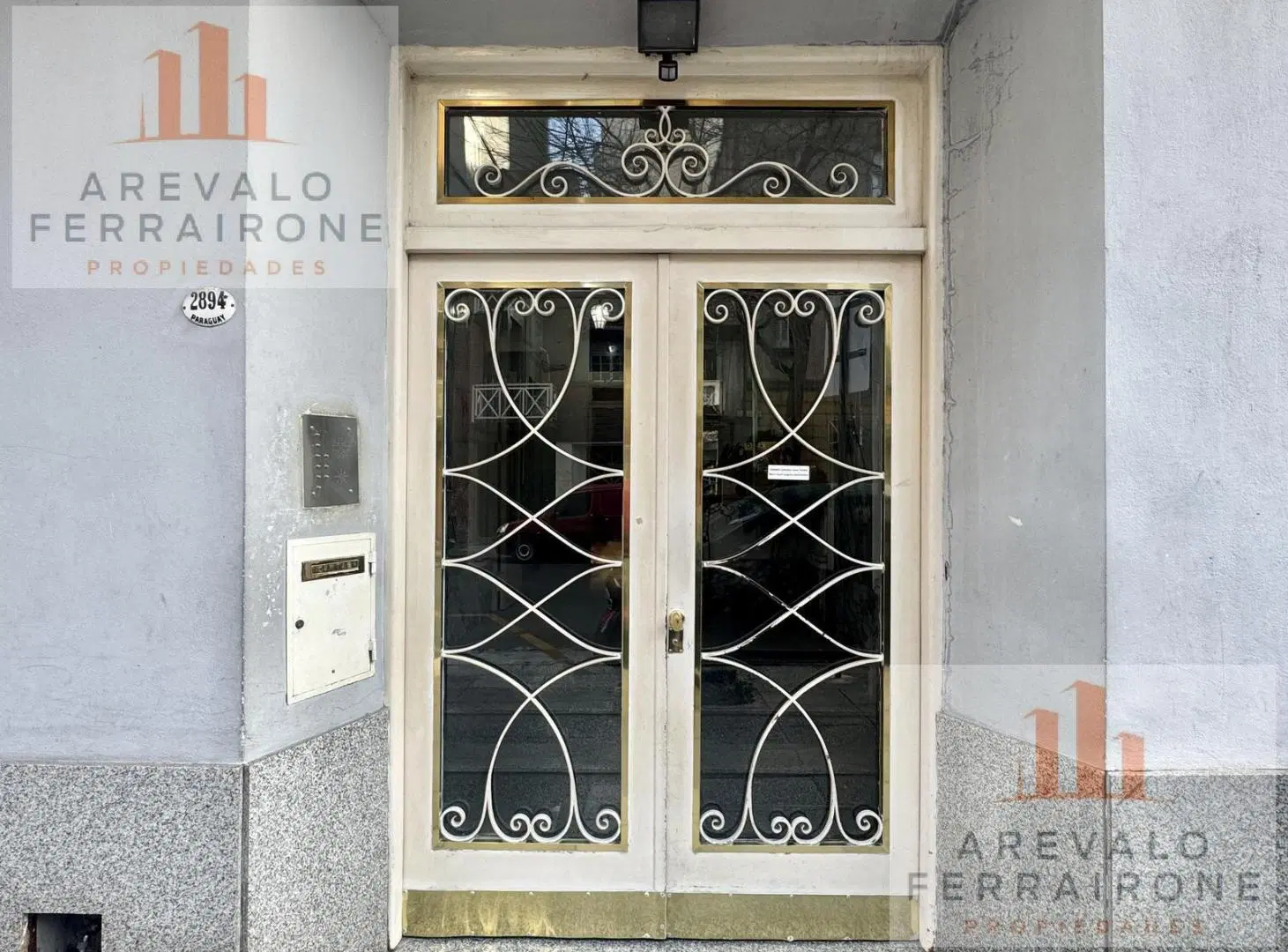 Semipiso de 3 Ambientes con Balcón al frente Barrio Norte 8