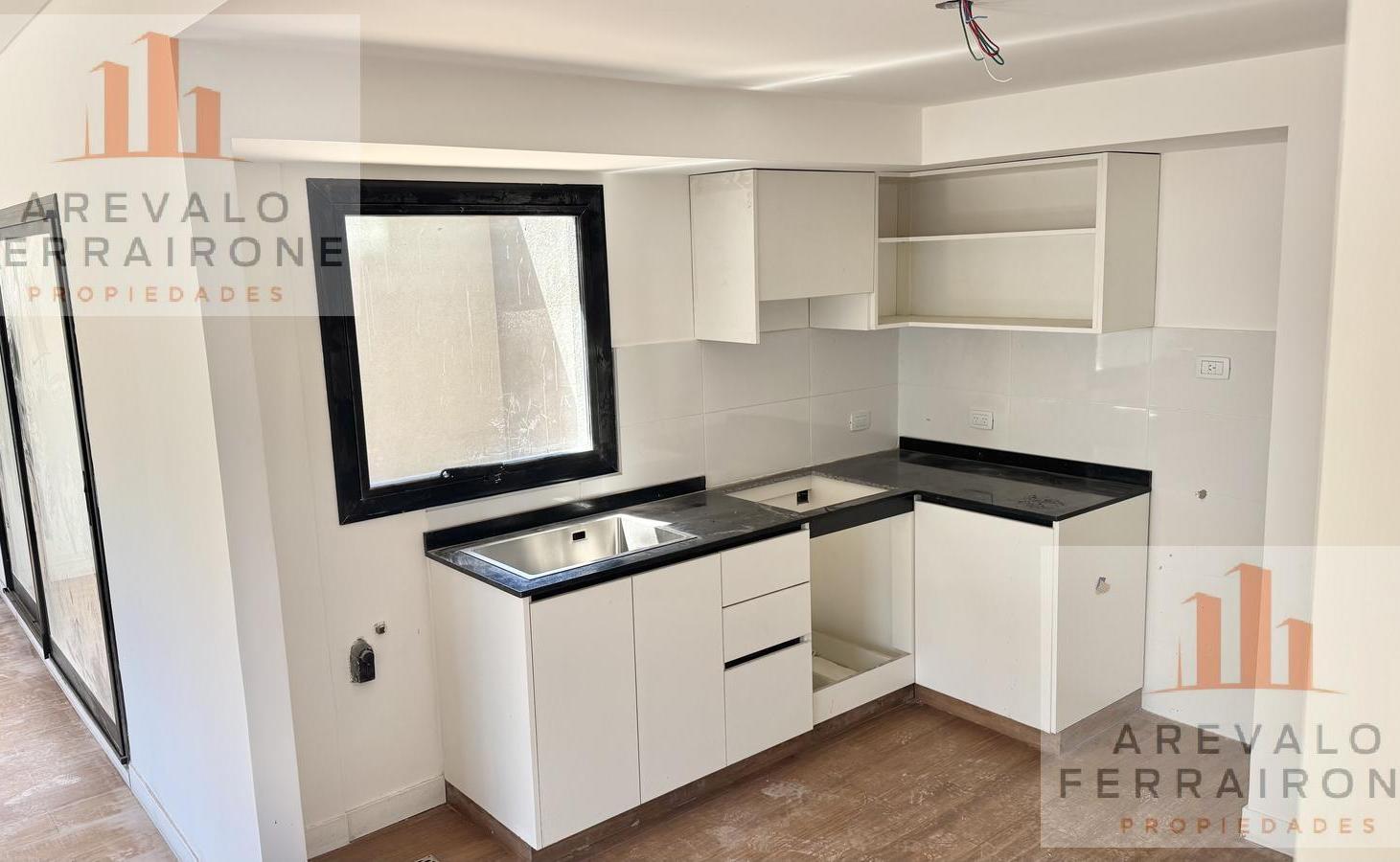 Foto de Venta 3 Ambientes tipo PH con Patio y Balcón eN Villa Urquiza, imagen 5