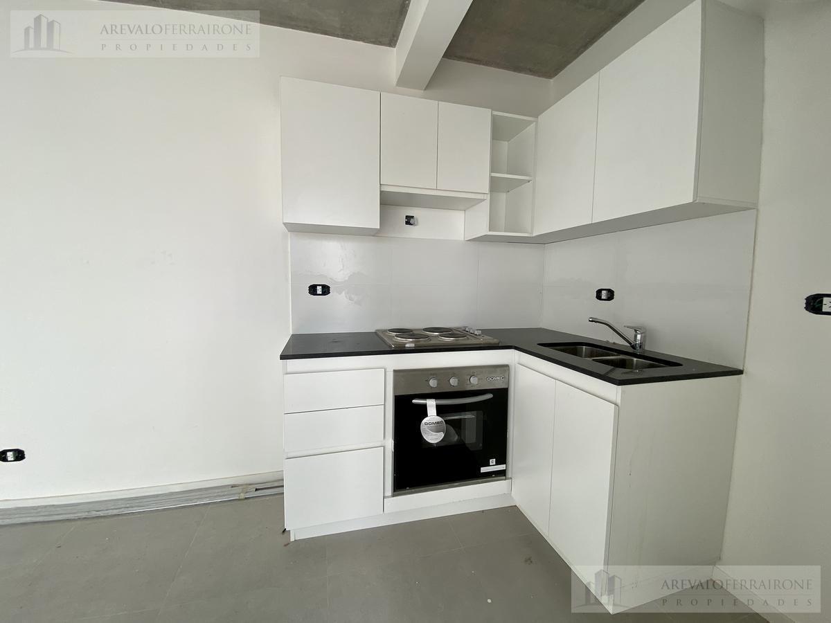 Foto de Alquiler 2 Ambientes en PH con Patio en Villa Urquiza, imagen 2