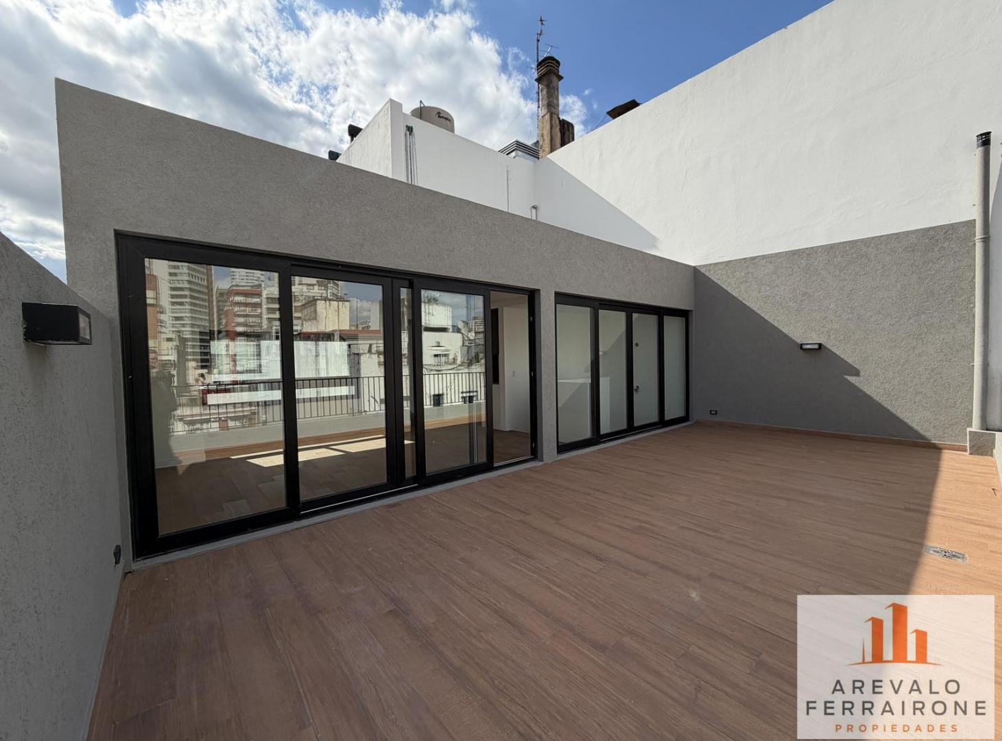 Foto de DÚPLEX 4 AMBIENTES A ESTRENAR CON GRAN TERRAZA PRIVADA | PALERMO CHICO, imagen 3