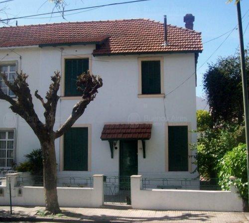Casa en  Jose Artigas para RECICLAR!!!!! 1