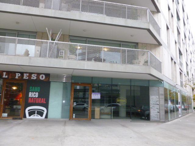 Oficina/Local en Esquina Premium! en Forum! Mariquita Sanchez de Thompson y Olga Cossentini 100 2