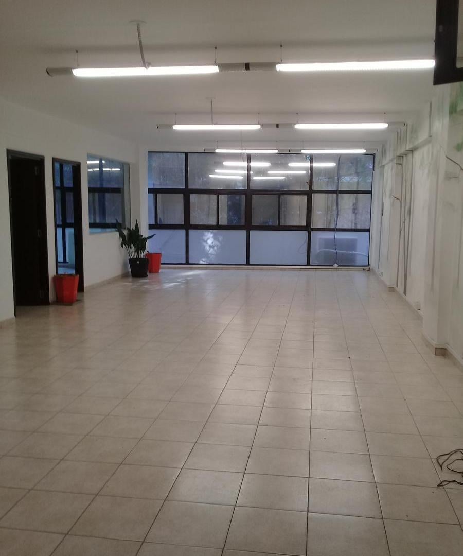 OFICINA MUY BUEN ESTADO, NO PAGA EXPENSAS, EN GALLO 1500 y CHARCAS PALERMO