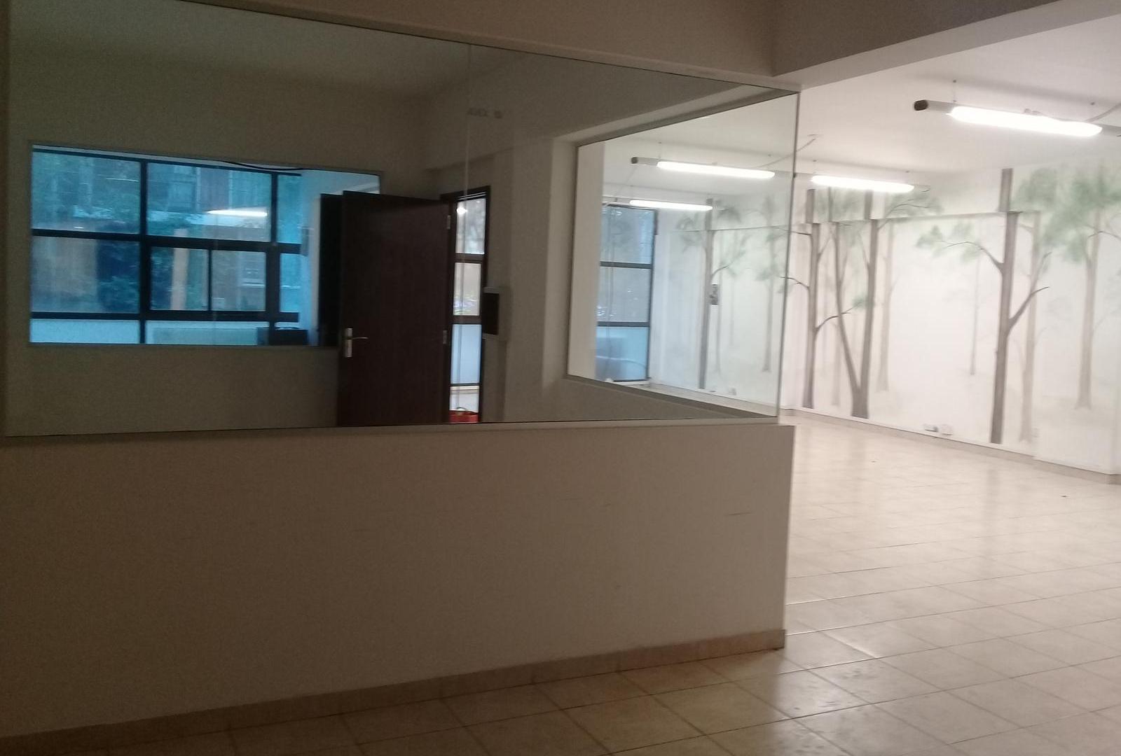 Foto de OFICINA MUY BUEN ESTADO, NO PAGA EXPENSAS, EN GALLO 1500 y CHARCAS PALERMO, imagen 5