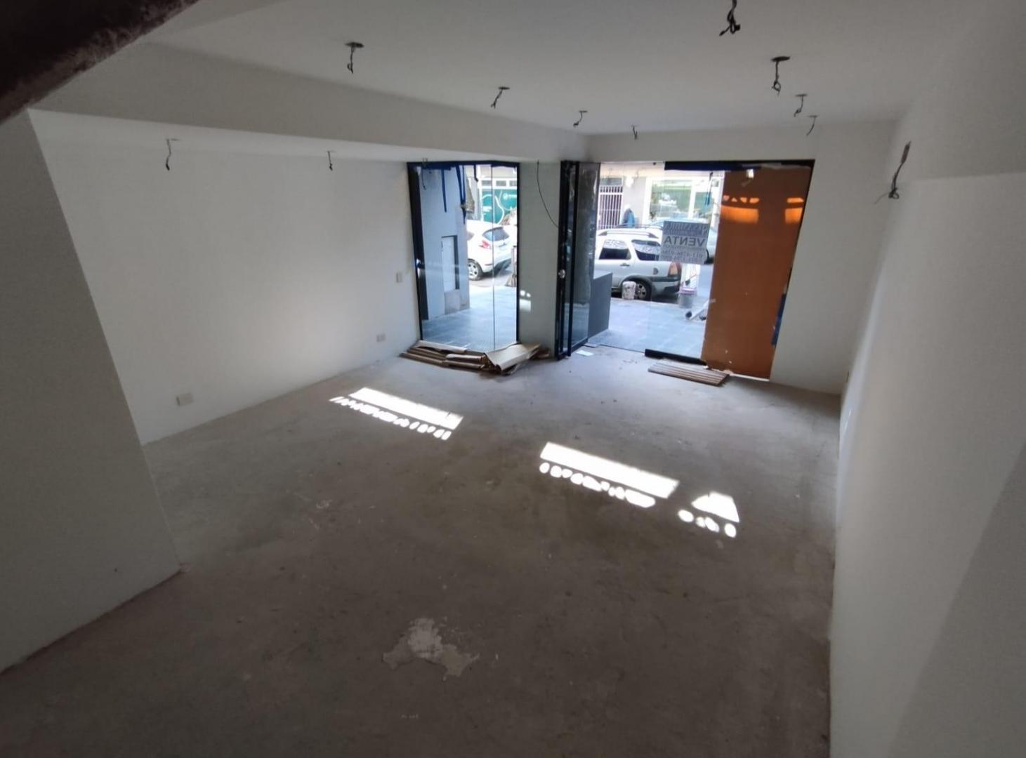 Foto de VENTA - VUELTA DE OBLIGADO 3286 - NUÑEZ. LOCAL A ESTRENAR. POSESIÓN, imagen 2