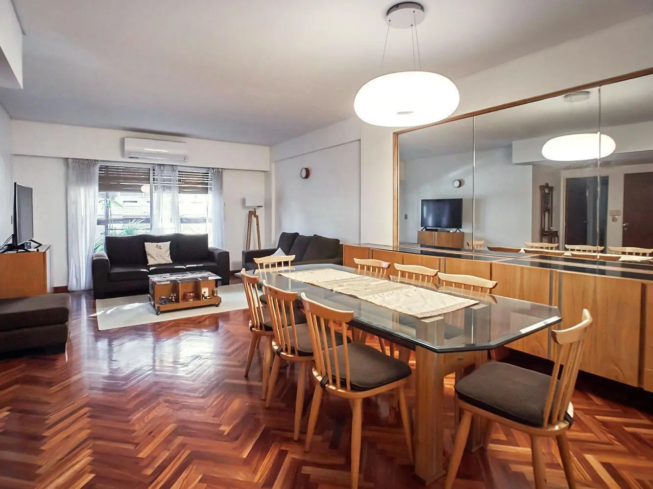 FREIRE 1583 – BELGRANO R. Piso de 149m2. 4 ambientes con Dependencia, Patio, Balcón y Cochera. 3