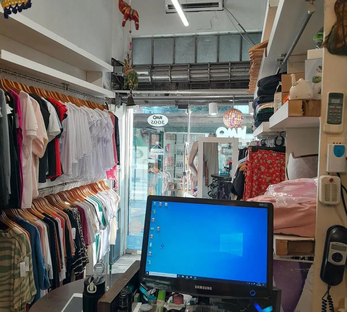 Local en alquiler sobre Av. Cabildo 3005. Contiguo a esquina! Próximo a boca de subte! SIN EXPENSAS! 2