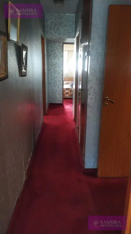 Departamento en Venta de 4 ambientes con Baulera. Balcon al Frente sobre Avenida S.Fe- Barrio Norte 2