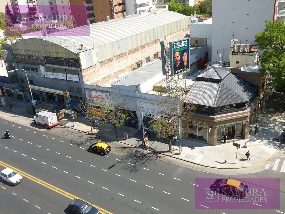 Amplio c/ Pileta, solarium, parrilla y laundry en 15, vista al rio -Cabildo 3400 4
