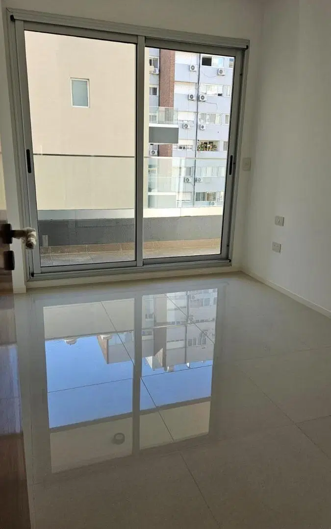 Departamento 4 Ambientes con Dependencia y Cochera 4
