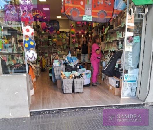 Foto de Excelente Local Lote Propio con Gran Imagen, Apto todo destino a mts, imagen 1