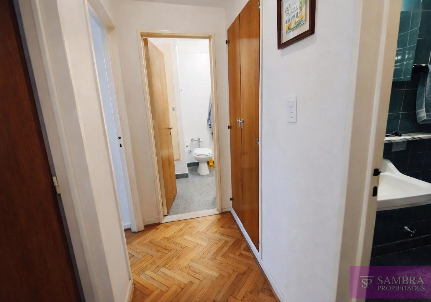 Foto de Departamento 3 ambientes. Muy cómodo. Excelente ubicación. Alto Palermo, imagen 2