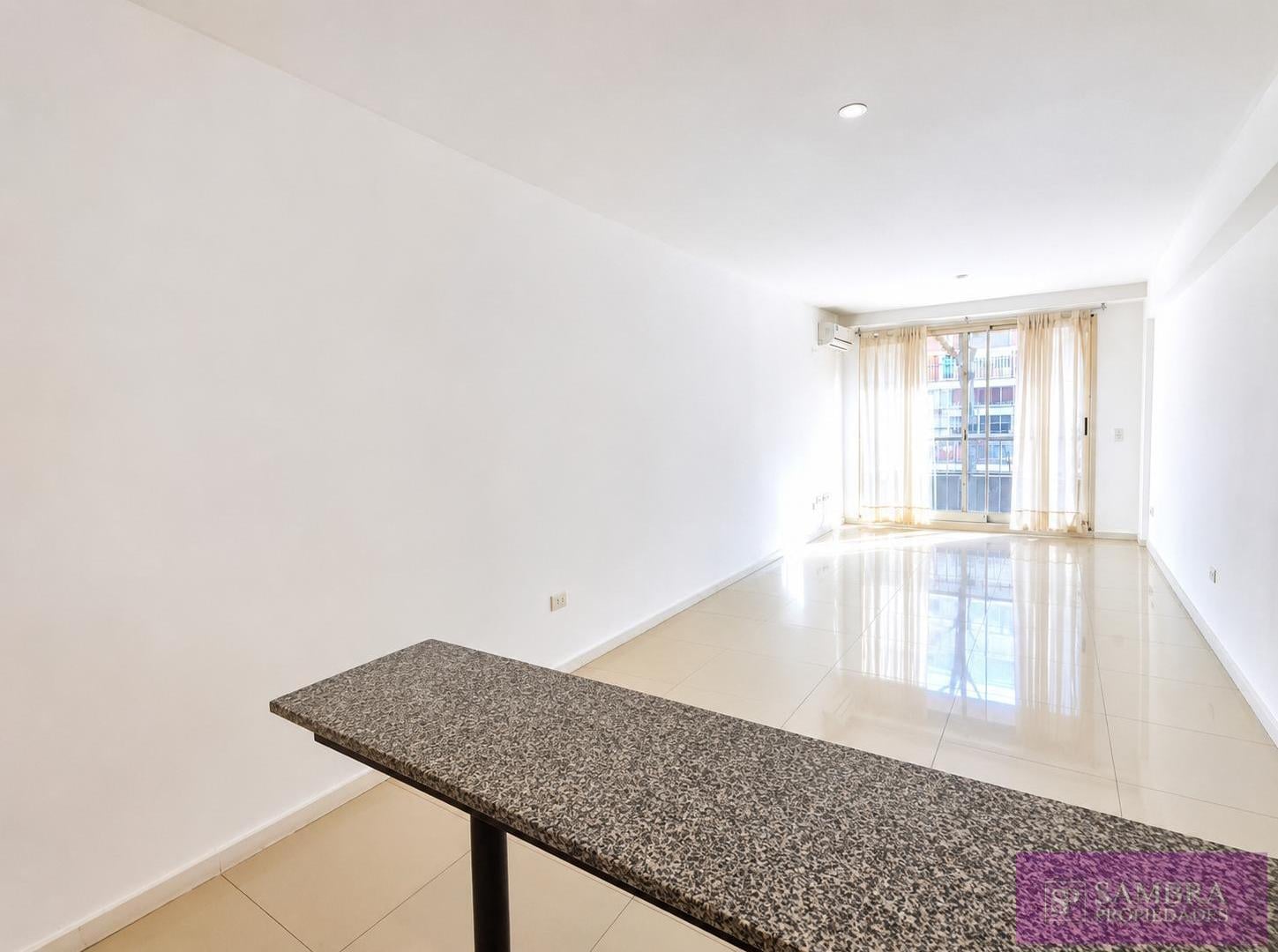 Foto de Muy lindo 2 ambientes con Patio. Laundry, detalles de calidad, Amenabar, imagen 2